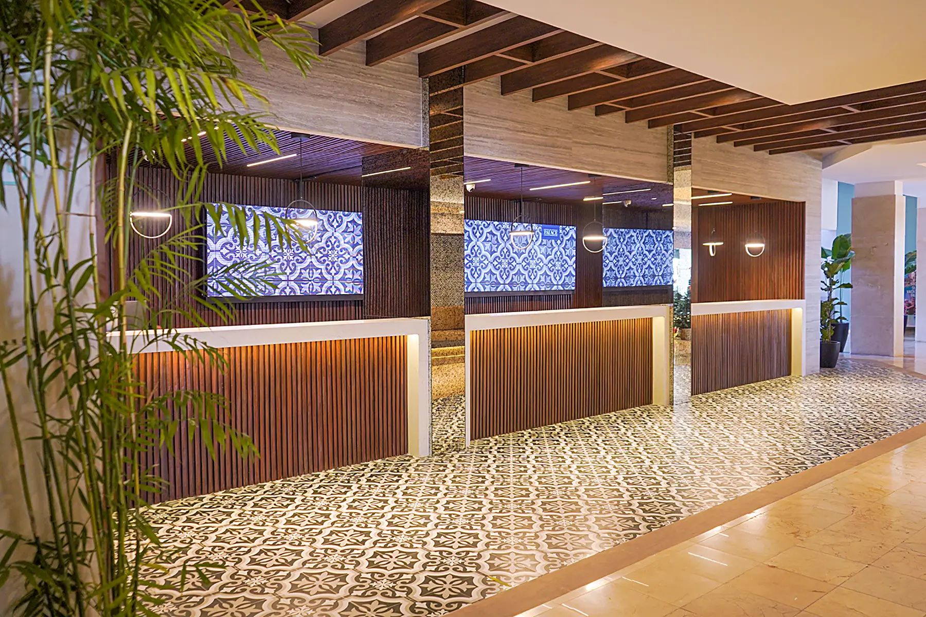 Modern reception at Hotel Pacific Palace, Mazatlán